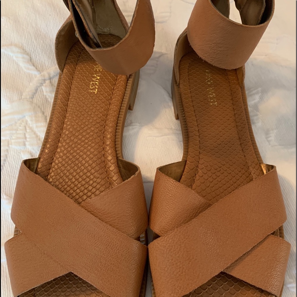 Nine West Tan Leather Sandals